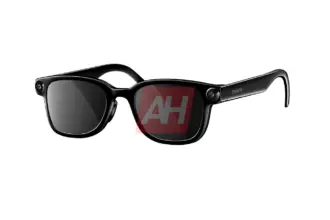 Black Samsung smart glasses with built-in cameras near the lenses and a glossy frame on white background.